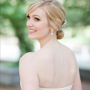 Pearl and Swarovski crystal hair comb